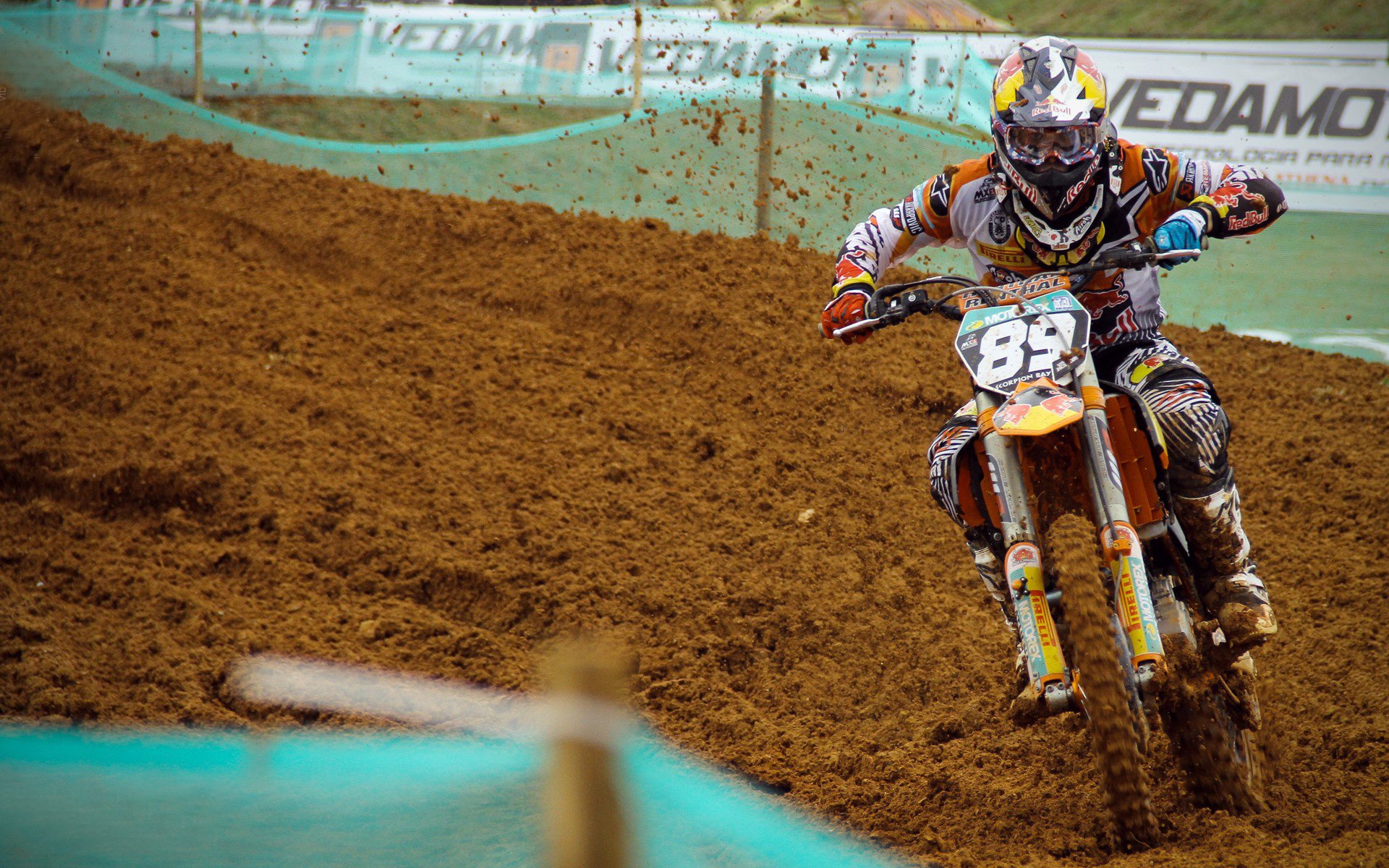 开云体育官方网站-姆巴佩闪耀年度焦点战，多特蒙德高效速胜马德里竞技